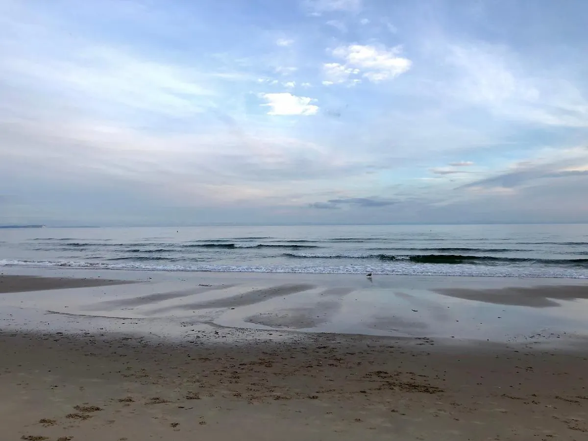 Holiday home Cosy Cottage, Short Walk To Southbourne Beach And Restaurants Bournemouth United Kingdom